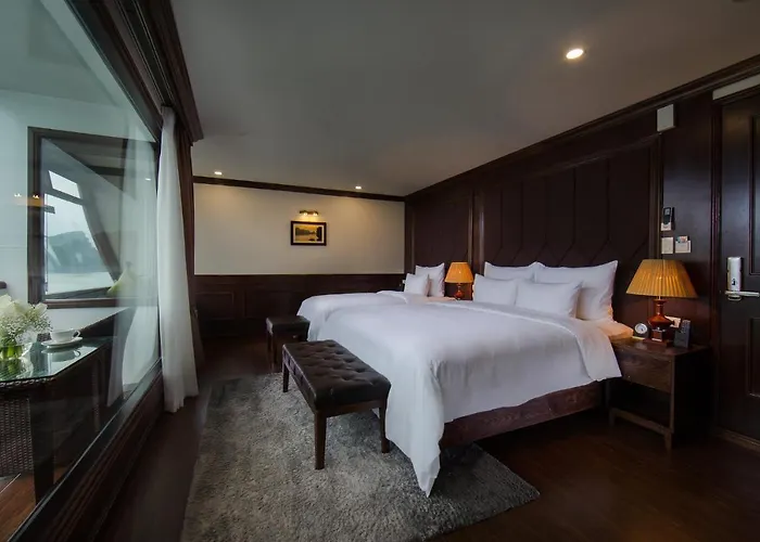 Mon Cheri Cruises 5* Hạ Long