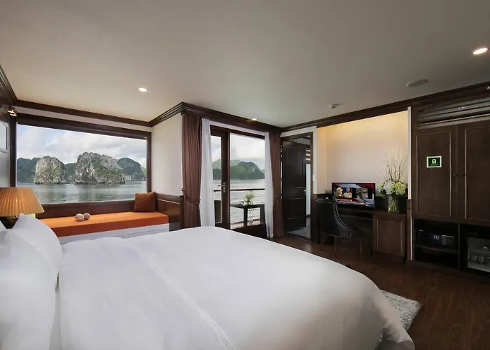  Mon Cheri Cruises Hạ Long