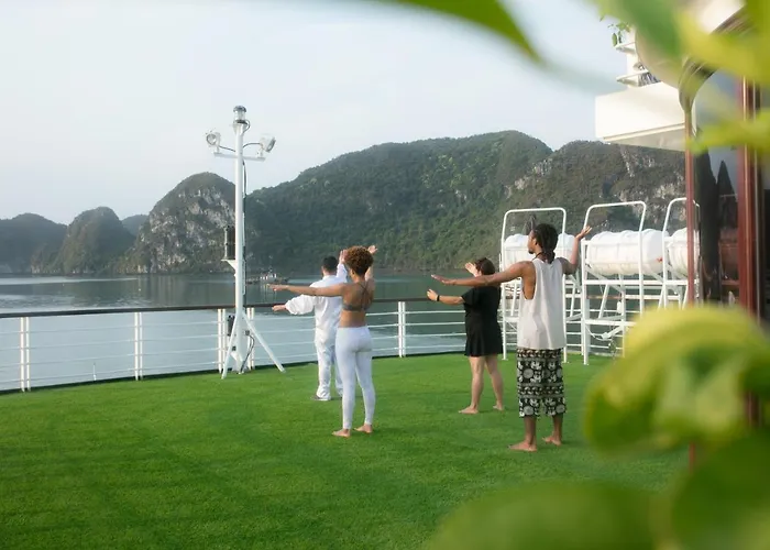  Mon Cheri Cruises Hạ Long