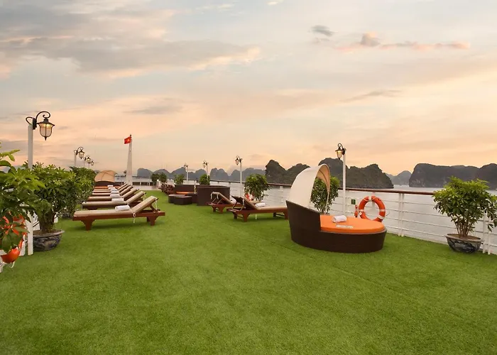 Mon Cheri Cruises 5* Hạ Long