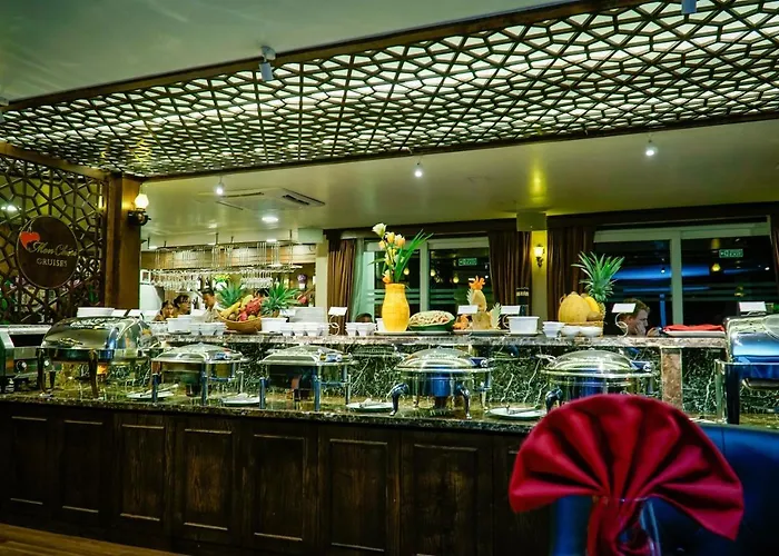 Mon Cheri Cruises Hạ Long